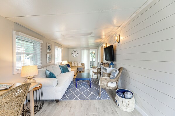 House (2 Bedrooms) | Interior - Pool & Marina: Family Home ~ 11 Mi to Ocean City (Berlin)