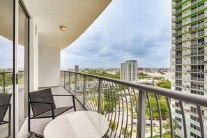 Interior - Bayside Miami High-rise Condo By Waterfront Park! (Miami)
