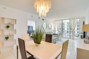 Interior - Bayside Miami High-rise Condo By Waterfront Park! (Miami)