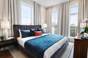 19 bedrooms, desk, iron/ironing board, travel crib