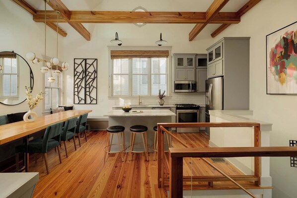 Unclassified image, 1 of 63, button