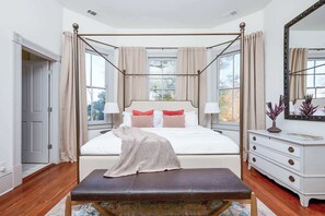 7 bedrooms, desk, iron/ironing board, travel crib - Contemporary Compound | Heated Pool (Savannah)