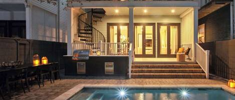 屋外プール、温水プール