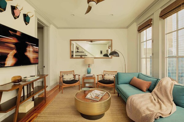 Luokittelematon kuva, 1 kautta 24, painike