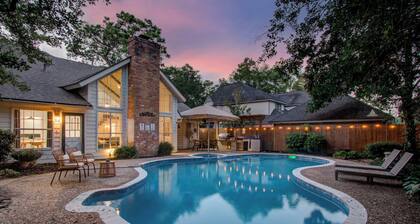 5-BD/3.5-BA Grand Getaway + Backyard Pool Paradise