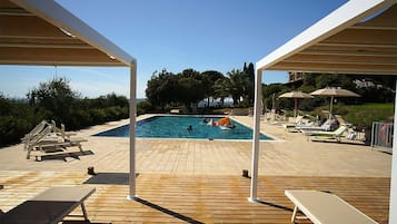 7 bedrooms