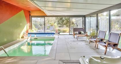 VILLA LES CHAUMES, in a park 5 minutes from the beach and town center on foot