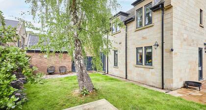 Host & Stay | Church Lane