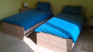 2 soverom, strykejern/-brett, wi-fi (inkludert) og sengetøy