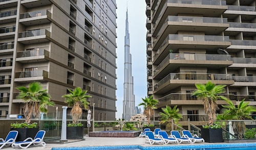 Elite Downtown Residence 2