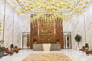 Lobby sitting area - Elite Downtown Residence 2 (Dubai)