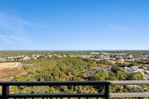 Condo, 3 Bedrooms | Property grounds