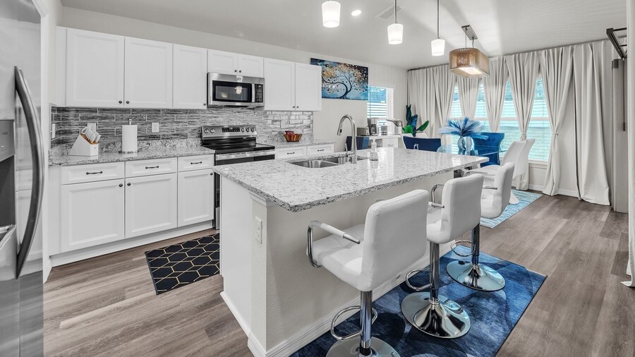 Bright & Charming 4br Home In Ocala 4 Bedroom Home