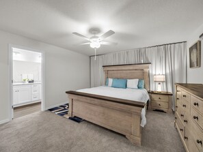 Casa, 4 habitaciones | 4 dormitorios, escritorio, espacio para trabajar con un portátil