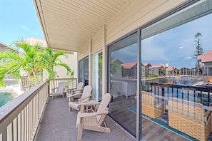 Townhome - 2 sovrum | Terrass/Patio