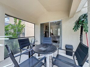 Villa, 4 Schlafzimmer | Speisen im Freien
