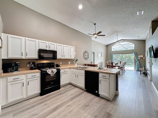 Villa, 4 chambres | Cuisine privée