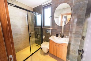 Family Villa, Mountain View | Bathroom | Shower, hair dryer, towels, toilet paper - Villa Meyra (Kas)