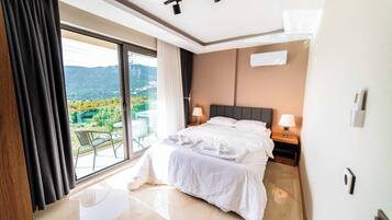 别墅, 山景 | 办公桌、笔记本电脑工作区、隔音、熨斗/熨衣板