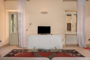 Télévision, espaces bureaux