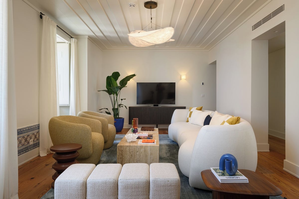 Premium Apartment | Living area | 50-inch flat-screen TV with cable channels