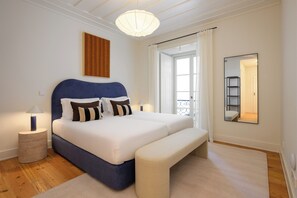 Superior Apartment, 2 Bedrooms | Premium bedding, down comforters, in-room safe, individually decorated - Casagrand Luxury Apartments Lisboa (Lisbon)