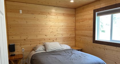 Cougar Mountain Lodge & Resort Ltd.