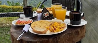De las flores glamping