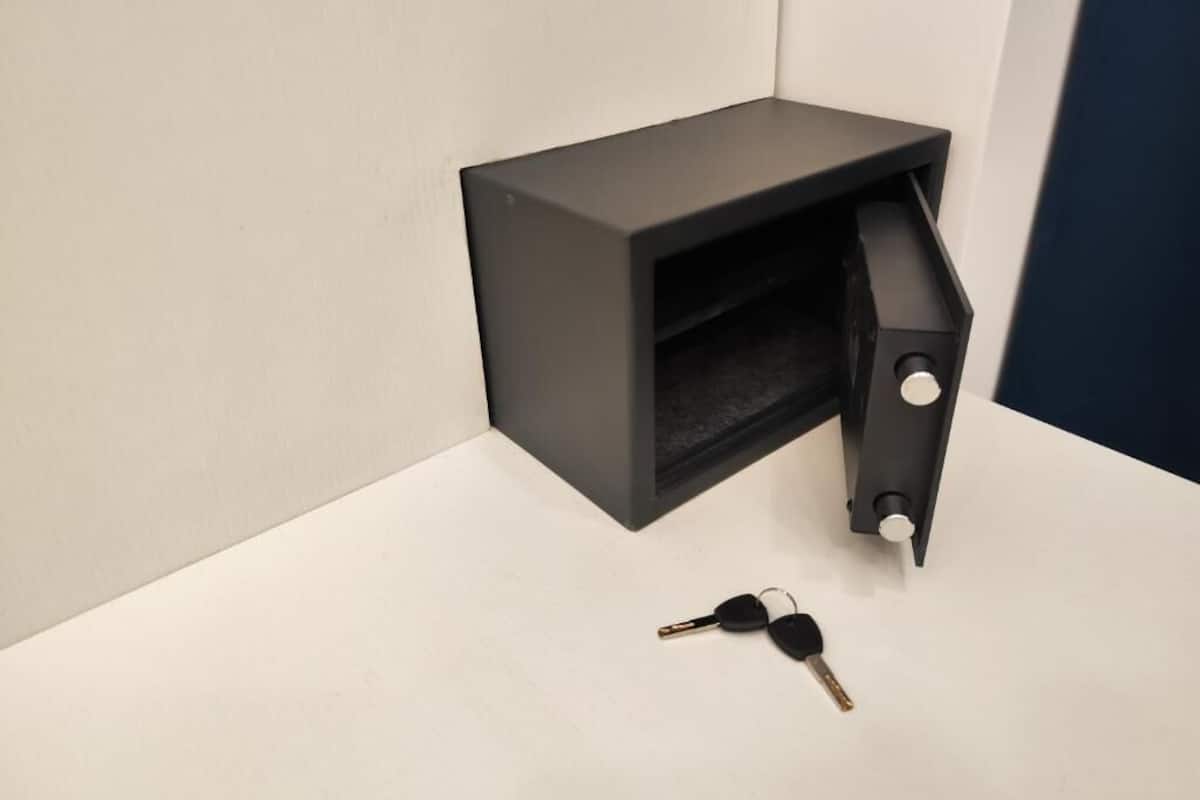 Habitación Confort | Caja de seguridad