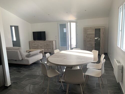 New house 50 meters from Les Huttes beach in Saint Denis d'Ol éron