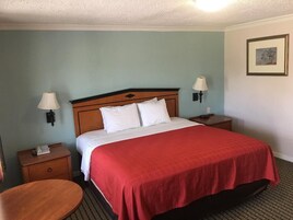 华丽单人房, 露台, 花园景观 | 免费 WiFi、床单