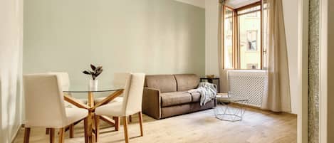 Apartment, 1 Double Bed with Sofa bed | Living area | 32-inch flat-screen TV with cable channels