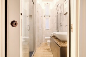 Bathroom - Modern flat near the Centre of Milan (Milan)