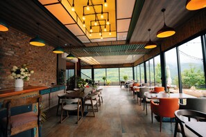 Restaurant - Motives Inn Dilijan (Dilijan)