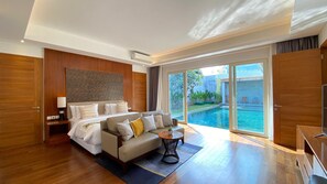 Villa luxueuse, 4 chambres, piscine privée | Bureau, espace de travail pour ordinateurs portables