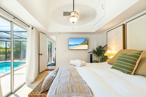 4 bedrooms, desk, iron/ironing board, free WiFi