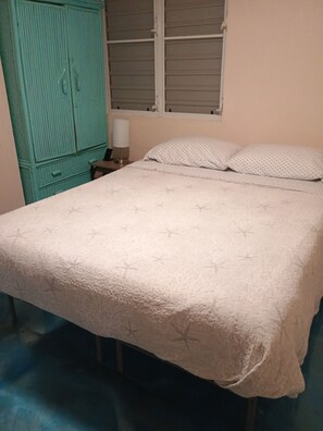 1 Schlafzimmer, Bügeleisen/Bügelbrett, Reisekinderbett, kostenloses WLAN