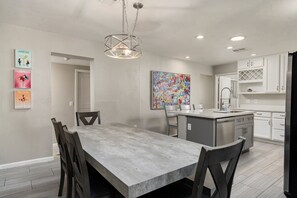 Dining - Remarkable Resort Home - Minutes from Old Town Scottsdale (Scottsdale)