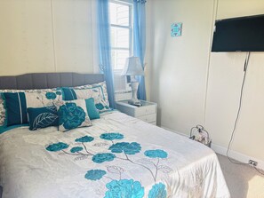 4 makuuhuonetta, silitysrauta/-lauta, Wi-Fi, vuodevaatteet