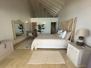 4 chambres, fer et planche à repasser, Wi-Fi, draps fournis