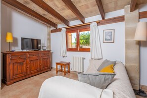 3 chambres, fer et planche à repasser, accès au Wi-Fi (inclus)