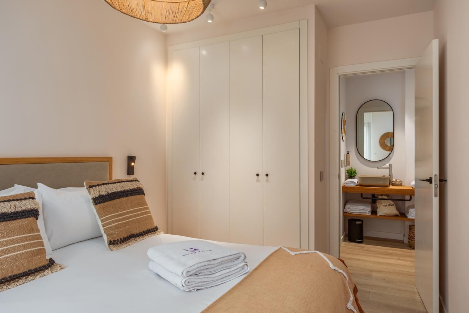 2 slaapkamers, wifi, beddengoed