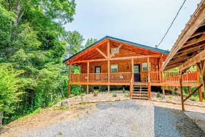 Exterior - Beautiful 3BD Cabin Near TOWN! Hot Tub + Fire Pit! (Sevierville)
