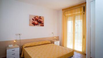 Babybetten, kostenloses WLAN, Bettwäsche