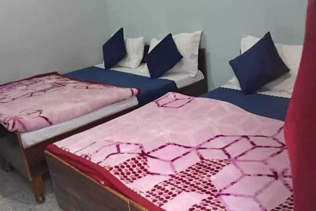 Room | Free WiFi