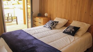Appartement 4 personnes - 1 chambre - Vue maquis - Terrasse