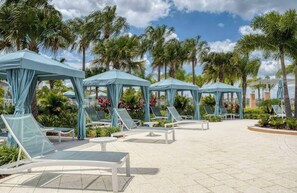 Terrace/patio - Brand NEW 4 Bedrooms At Solara Resort (Kissimmee)