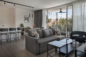 Luxury Apartment, City View