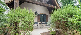 The Manor Haus at Messina Hof Hill Country Winery-Paris Haus
