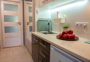 Căn hộ Deluxe | Màn/rèm cản sáng, bàn ủi/dụng cụ ủi quần áo